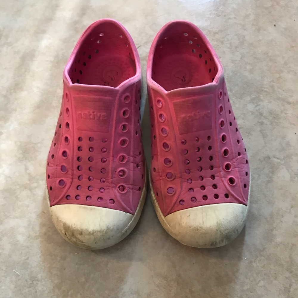 Toddler girls’ natives, pink